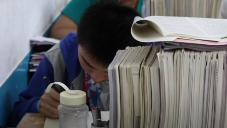 OVO JE NAJTEŽI PRIJEMNI ISPIT NA SVETU Zbog njega se ubijaju i skrivaju smrt članova porodice