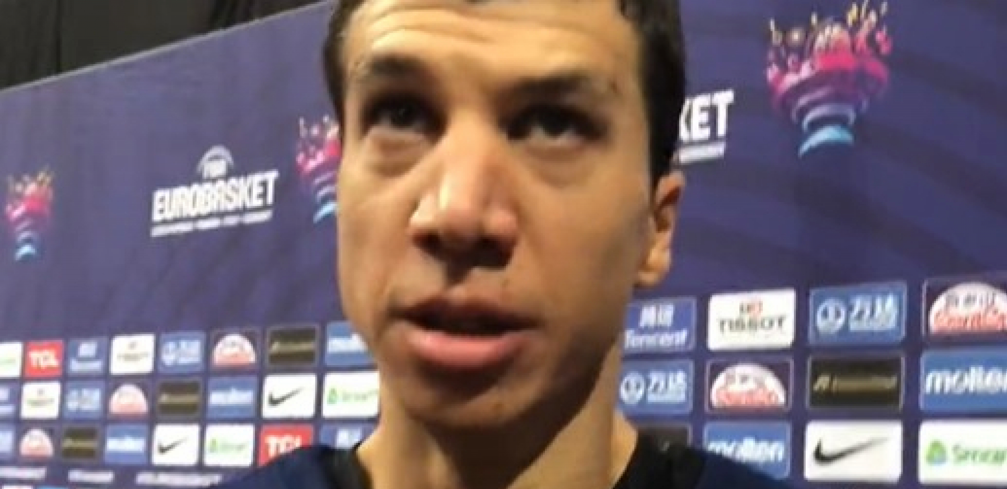 VLADO VRATI SE, ŽELJKO ZOVE TE Pesma navijača Partizana čula se u Pragu, "grobari" imaju pourku za kapitena Srbije (VIDEO)