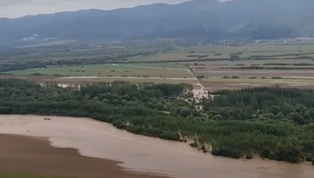 EKSPLOZIJA U BUGARSKOJ FABRICI ORUŽJA! Troje poginulo, iz postrojenja kulja dim!
