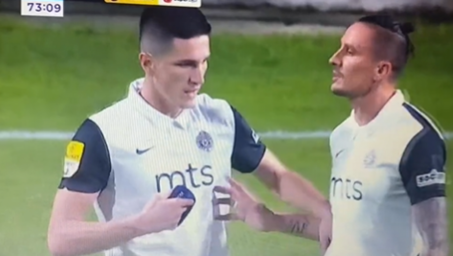 SVI SU SE IZNENADALI Fejsa odbio traku od Uroševića, pa objasnio zašto je to uradio