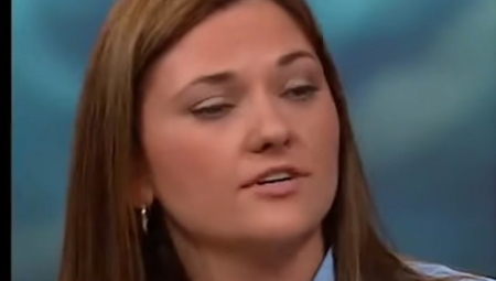 JEZIVA ISPOVEST ŽENE KOJU JE NAPALA AJKULA: "Vukli su me, s jedne strane ajkula, s druge posada broda, čula sam kako mi kosti pucaju" (VIDEO)