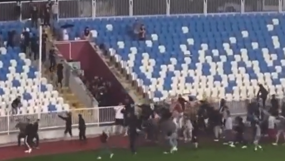 KRVAVE SCENE U PRIŠTINI Sukob albanskih navijača zgrozio Evropu (VIDEO)
