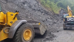 DOMOVI I DALJE ODSEČENI OD SVETA Posle nevremena još uvek vanredno u ivanjičkim selima (FOTO)