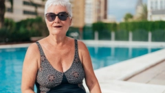 UPOZNAJTE NESTAŠNE BAKE One izlaze samo sa mladim momcima, ne stide se da otkriju prave razloge