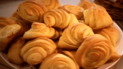 SVI ŽELE RECEPT ZA KUPUS KIFLICE: Testo je mekano i ukusno, ali i veoma dugo ostaju sveže