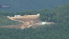 LAŽNA DRŽAVA OTELA ZEMLJU SRBIMA I GRADI BAZU U Zubinom Potoku meštani angažovali advokata da se izbore sa uzurpacijom