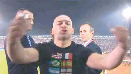 ON JE TABADŽIJA IZ SKADARLIJE Vređao predsednika Srbije uživo u programu pre pet godina!