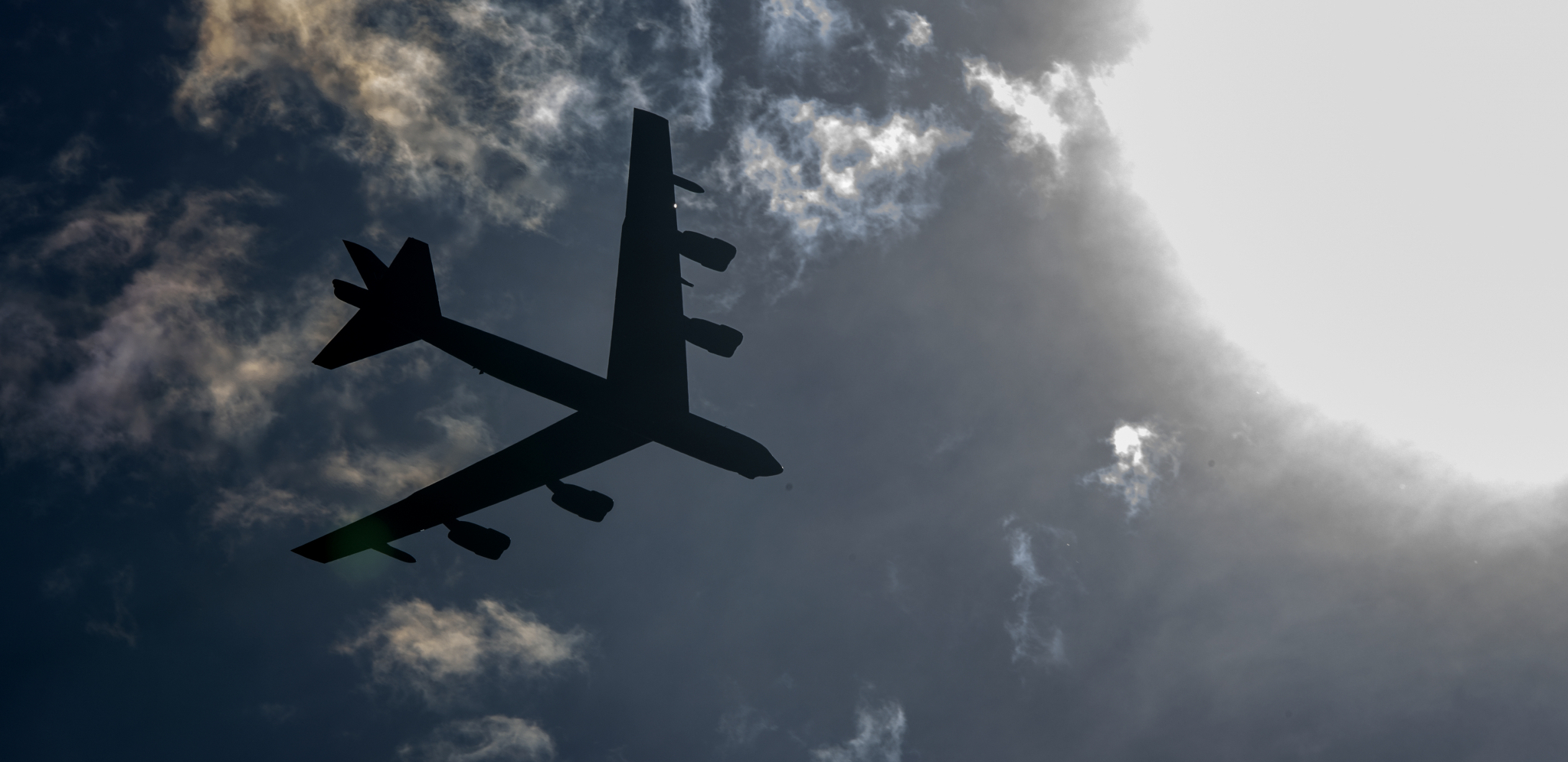 JEDNA OSOBA POGINULA USLED TURBULENCIJA Užas u američkom avionu