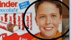 SVIMA NAM JE BIO POZNAT KAO "DEČAK SA ČOKOLADE" A SADA ŽENE LUDE ZA NJIM Opet je skrenio pažnju na sebe, cela Venecija ga je gledala!