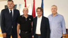 POVRATAK NA MESTO ISTORIJSKOG USPEHA Košarkaši Partizana doputovali u Fuenlabradu na prijateljski meč (FOTO) (VIDEO)