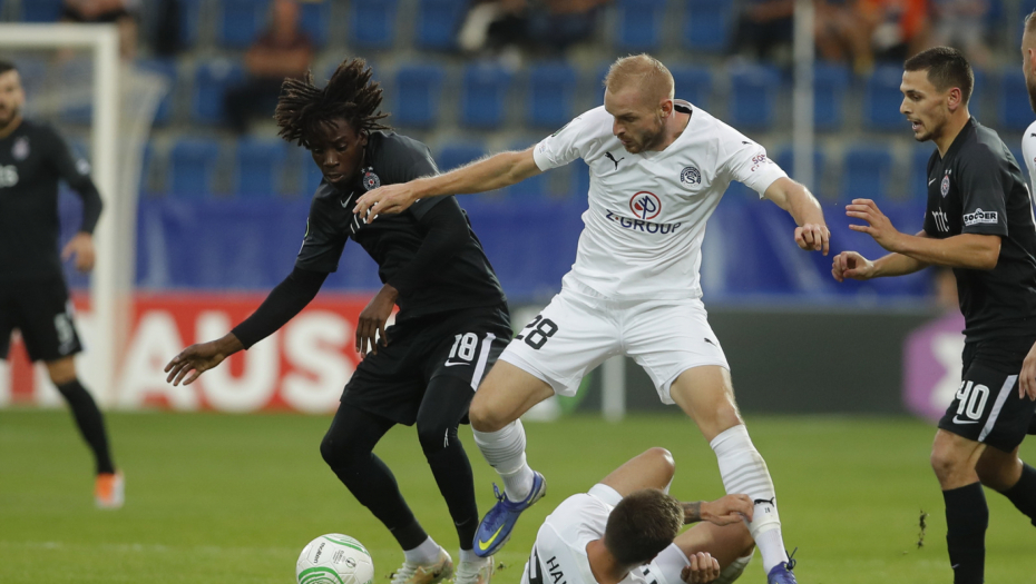 DRAMA U ČEŠKOJ Odložen meč Slovacka i Kelna, rivala crno-belih u Ligi konferencija (FOTO)