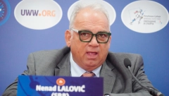 SRBIJA JE VEĆ OSVOJILA ZLATO ORGANIZACIJOM SP Predsednik Svetske rvačke federacije poslao snažnu poruku