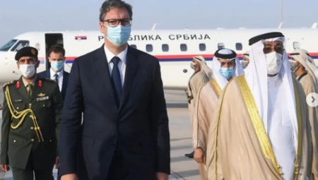 VUČIĆ OBJAVIO UTISKE Stigao sam u posetu UAE, radujem se razgovorima sa dragim prijateljima (FOTO)