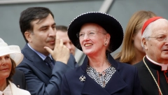 "VLADAĆU DOK SE NE SRUŠIM" Skandal u Danskoj, kraljica razbaštinila sina, narod zaprepašćen