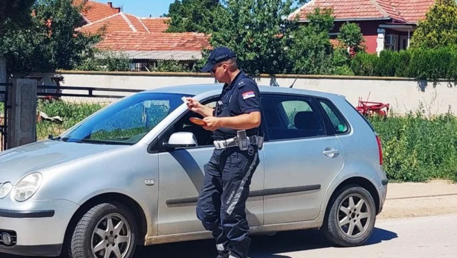 STRUČNJAK ZA SAOBRAĆAJ OBJAŠNJAVA Evo da li je u Srbiji ablendovanje drugima vozačima dozvoljeno