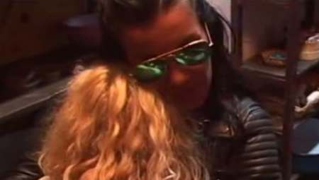 ĆUTALA SAM DA BIH SAČUVALA SVOJE ZUBE, NOS, VILICU Pevačica javno pričala kakvu agoniju je prošla sa mužem, a ovako je on reagovao