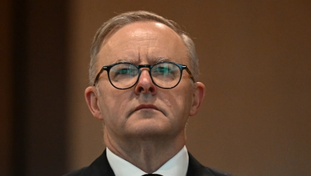 GORUĆA DUŽNOST SVIH GRAĐANA Albaneze: Sada nije vreme da se govori o sistemu vlasti