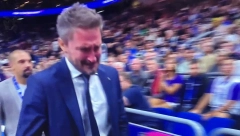 POCEKO ODUŠEVIO NAVIJAČE Neverovatni Italijan tešio naše igrače nakon poraza (VIDEO)