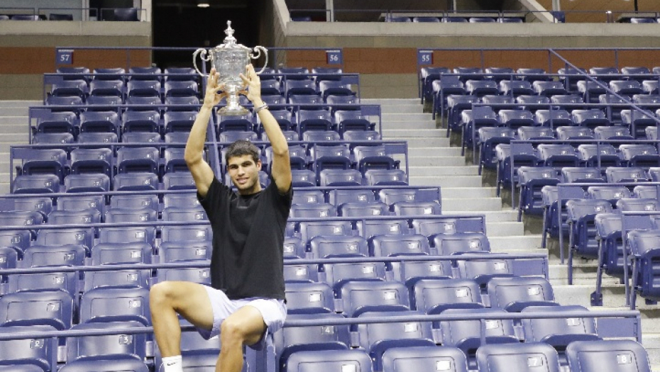 POČELA NOVA ERA Svet tenisa dobio najmlađeg vladara ikada: Novi Nadal uzeo titulu i ispisao istoriju