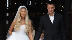 EVO NA KOGA JE SAŠKA NASLEDILA LEPOTU Nikad viđena fotka Noletove snajke iz detinjstva (FOTO)