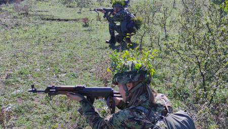 PRAVILNO, SIGURNO I EFIKASNO KOMANDOVANJE Liderski kurs Vojske Srbije (FOTO)