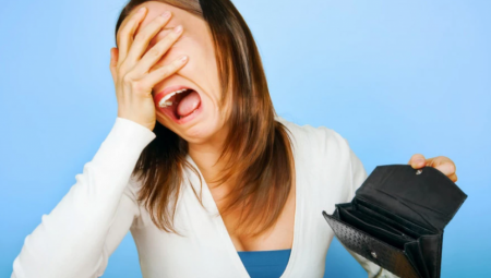 STAVITE OVAJ LIST U NOVČANIK I GLEDAJTE KAKO SE PUNI PARAMA Magičan trik koji pomaže kada ostanete bez dinara