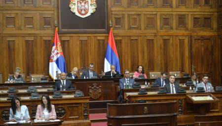 USVOJEN IZVEŠTAJ O PREGOVARAČKOM PROCESU! Završena sednica o KiM posle 25 sati rasprave!  (VIDEO)