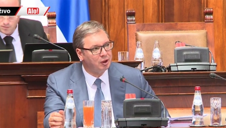 "NIJE SE DESILO" Vučić podsetio Vladetu Jankovića: Kao što vidite, nije se desilo ono što ste govorili