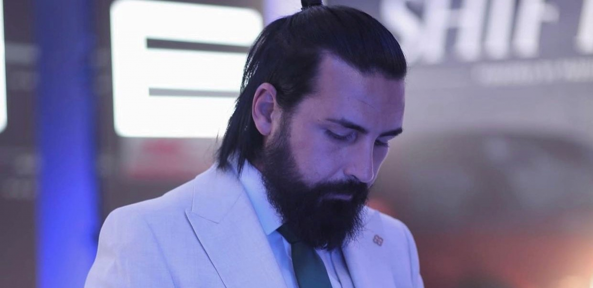 OGROMNA TUGA U DOMU SAŠE KAPORA! Pevač slomljen od bola, oglasio se potresnom porukom