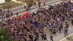 NAVIJAČI DINAMO ZAGREBA FAŠISTIČKIM POZDRAVOM ZGROZILI EVROPU Mašu rukom kao nacisti pred meč Lige šampiona (VIDEO)