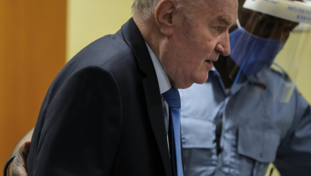 "PROVERIĆEMO DA LI GA ISPRAVNO LEČE" Oglasio se lekarski tim generala Mladića