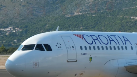 DRAMA NA LETU DUBROVNIK-ZAGREB Grom udario u hrvatski avion!