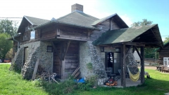 UČITELJU JAHANJA PRODUŽEN PRITVOR Kaskader je osumnjičen da je silovao polaznice škole