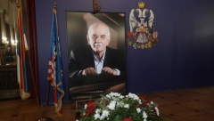 KOMEMORACIJA KORNELIJU KOVAČU Slavni kompozitor biće sahranjen danas, a ova ćerka se nije pojavila