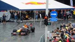 BEOGRADSKE ULICE ZAPALILE SU FORMULE Evo kakav se zvuk orio širom prestonice Srbije (VIDEO) (FOTO GALERIJA)