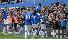 VEST HEM NASTAVIO NIZ BEZ POBEDE Everton minimalcem srušio "čekićare"
