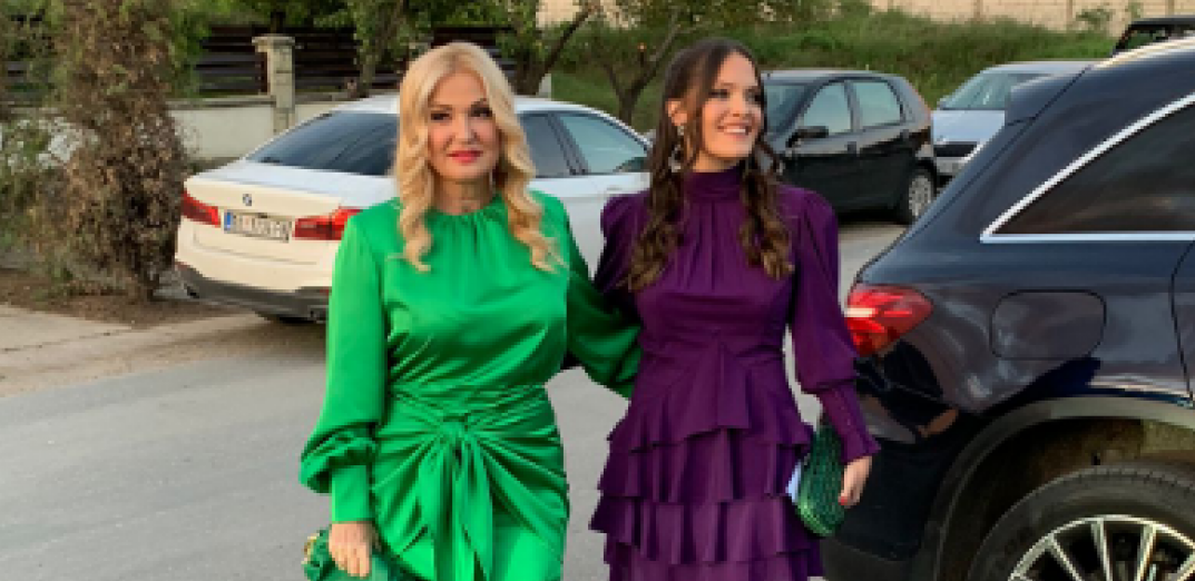 STIŽE ESTRADA NA GALA SLAVLJE Sanja Đorđević pravo sa nastupa došla na svadbu Mirka i Bojane (FOTO/VIDEO)