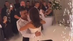 PRVI PLES MIRKA I BOJANE Mladenci zablistali na podijumu, a evo koju pesmu su odabrali (FOTO/VIDEO)