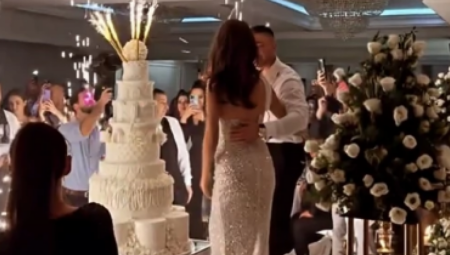 DA SE NE OBRUKATE Ovo je cena stolice ZA VENČANJA U SEPTEMBRU, a evo koji iznos mora da ide u kovertu