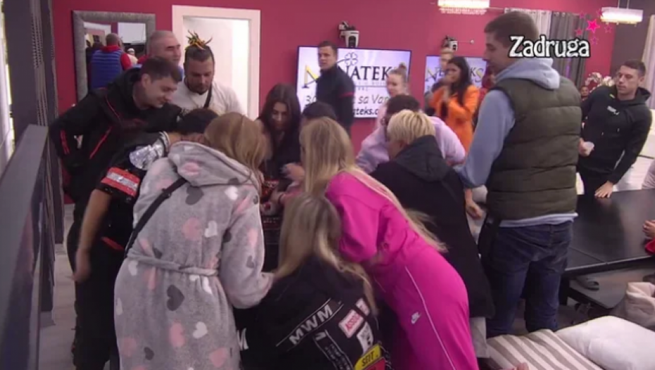 HAOS U BELOJ KUĆI Zadrugari se otimali oko nagrade, Mića žestoko opleo