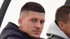 NE TREBA ODMAH RAZAPETI IGRAČA Trener Milana održeo lekciju svim kolegama, i to zbog Luke Jovića