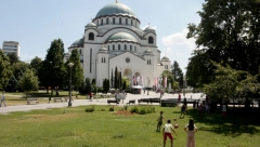 VERONAUCI (NI)JE MESTO U ŠKOLAMA Građani i stručnjaci opet podeljeni oko predmeta u školama (VIDEO)