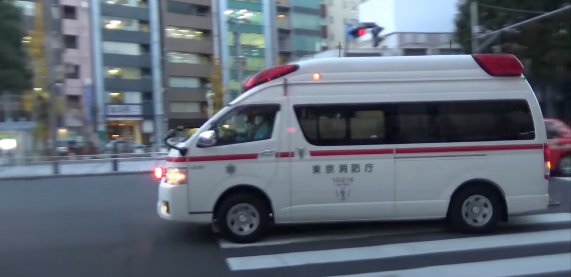 POLIO SE BENZINOM I ZAPALIO Drama u Japanu ne prestaje oko sahrane ubijenog premijera