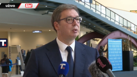VUČIĆEVE REČI NA KRAJU INTERVJUA ODUŠEVILE SRBE Ja se ne stidim, živela Srbija