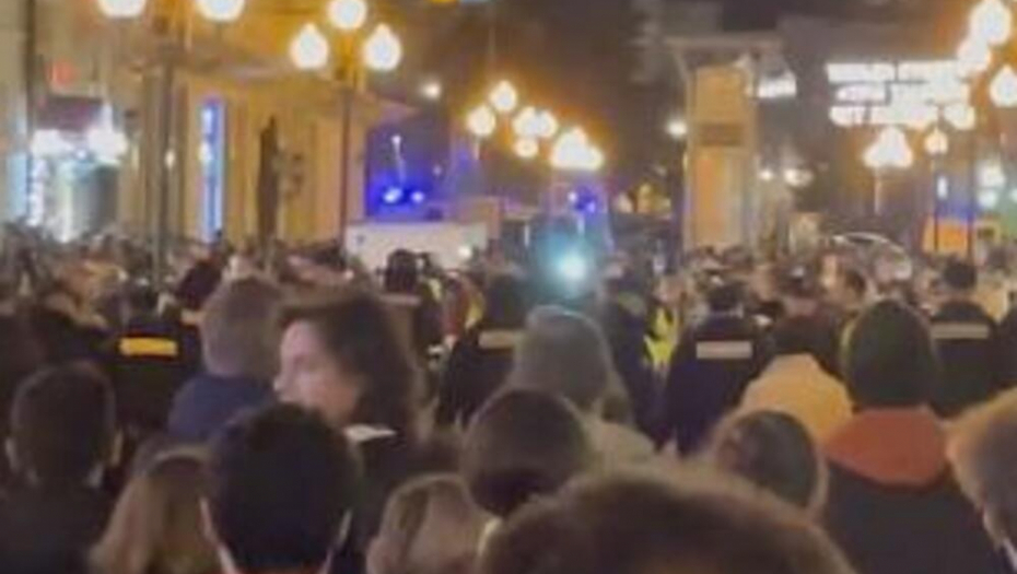 U PRITVORU IM URUČILI POZIV ZA MOBILIZACIJU I PRAVAC KASARNA Pohapšeni demonstranti protiv Putina biće upućeni na front!