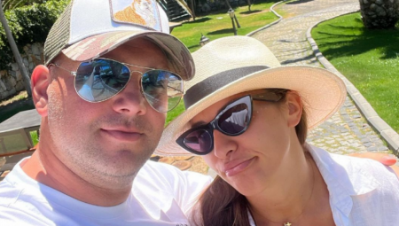 POKAZALA TRUDNIČKI STOMAK Šaulićeva verenica blista u drugom stanju, komentari samo pljušte (FOTO)
