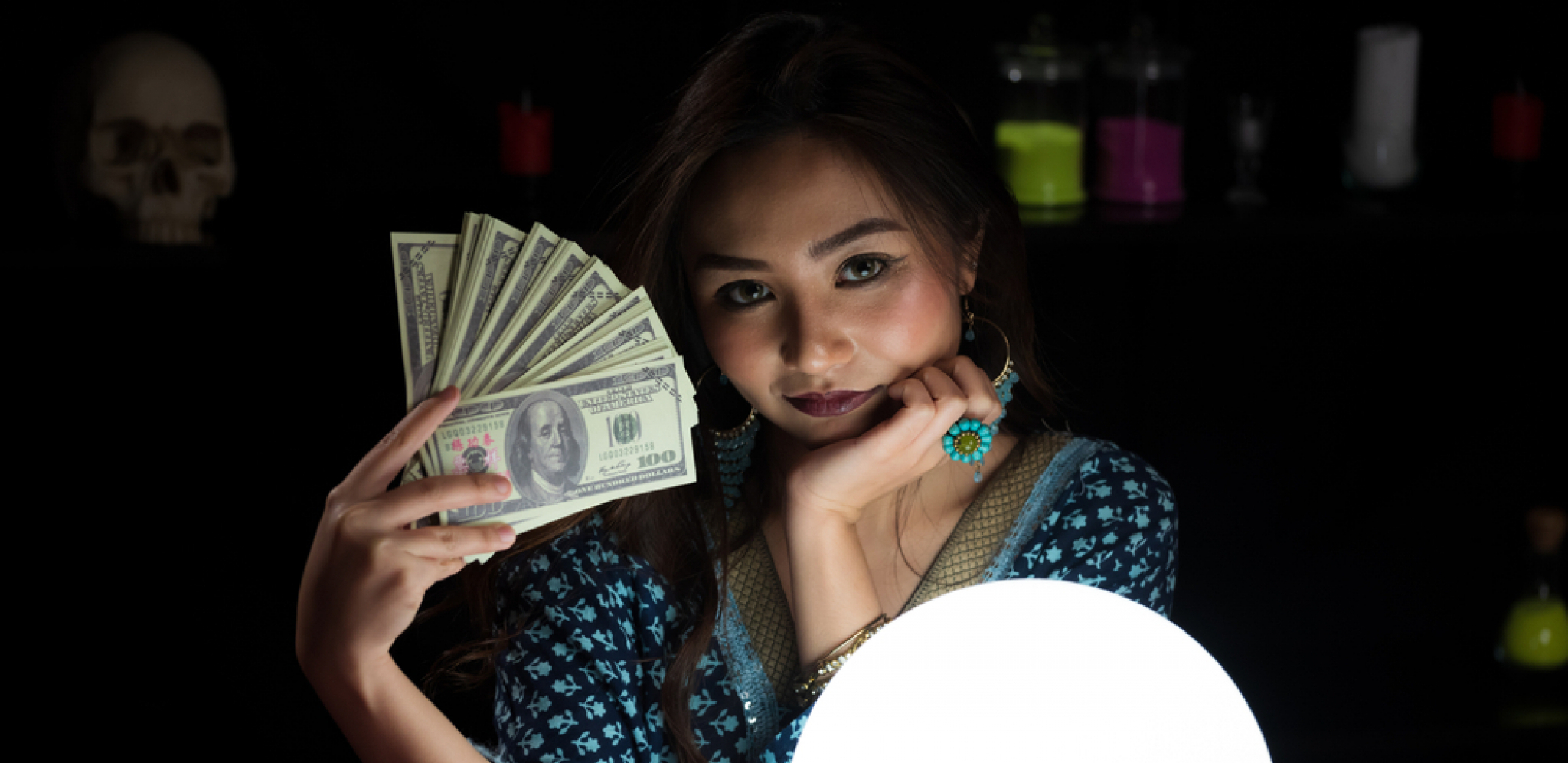 VELIKI NEDELJNI HOROSKOP Rakovi će imati problematičan odnos sa nadređenim, Device čeka nepovoljan period za posao,  Šorpije uživaju u flertu, opuštene su, osećaju se dobro