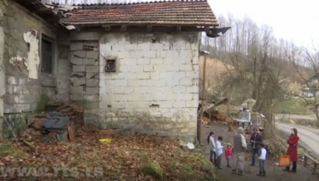 DETALJI TRAGEDIJE U MALOM ZVORNIKU Dečaka (9) ugušio agregat, sestra i otac kritično!