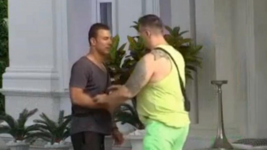 ISPLIVAO ŠOK SNIMAK Uroša Ćertića i Kristijana razgovarali u šiframa, izneli sve što znaju o Aleks (VIDEO)