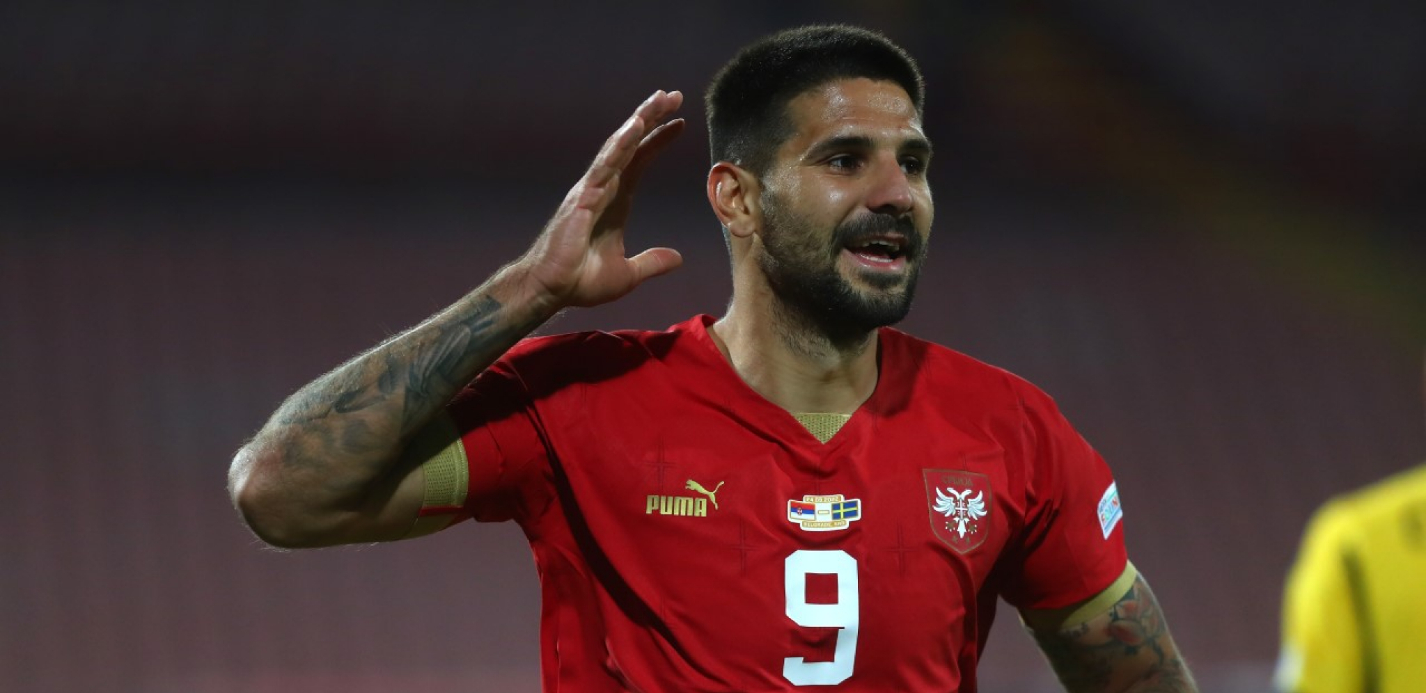 DOKTOR FUDBALA Pogledajte kako je Mitrović het-trikom uništio Šveđane